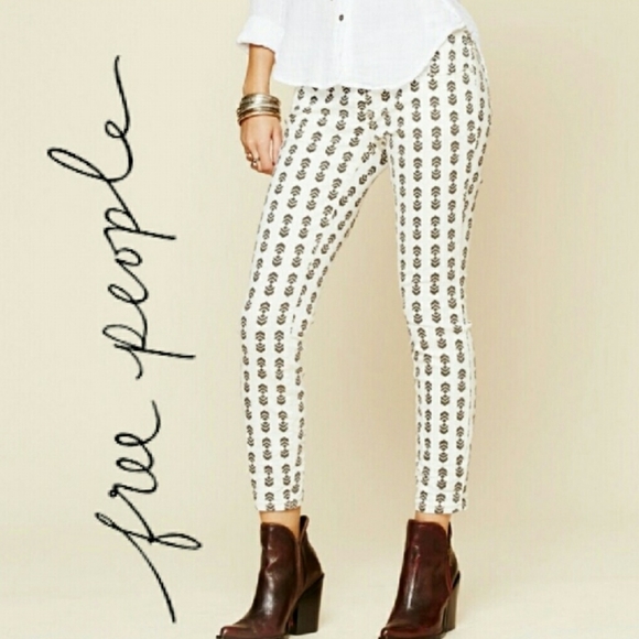 Free People White Black Jeans Geometric Pattern - Picture 7 of 7